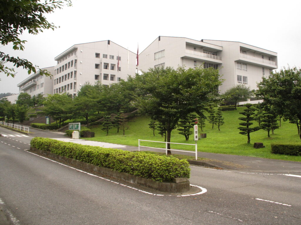 明星大学の校舎